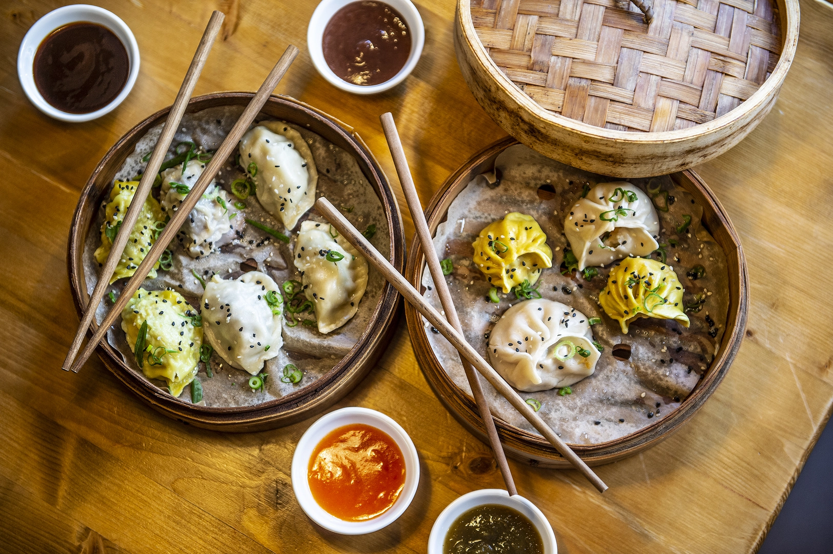 Interiér restaurace Dim Sum Spot Liberec